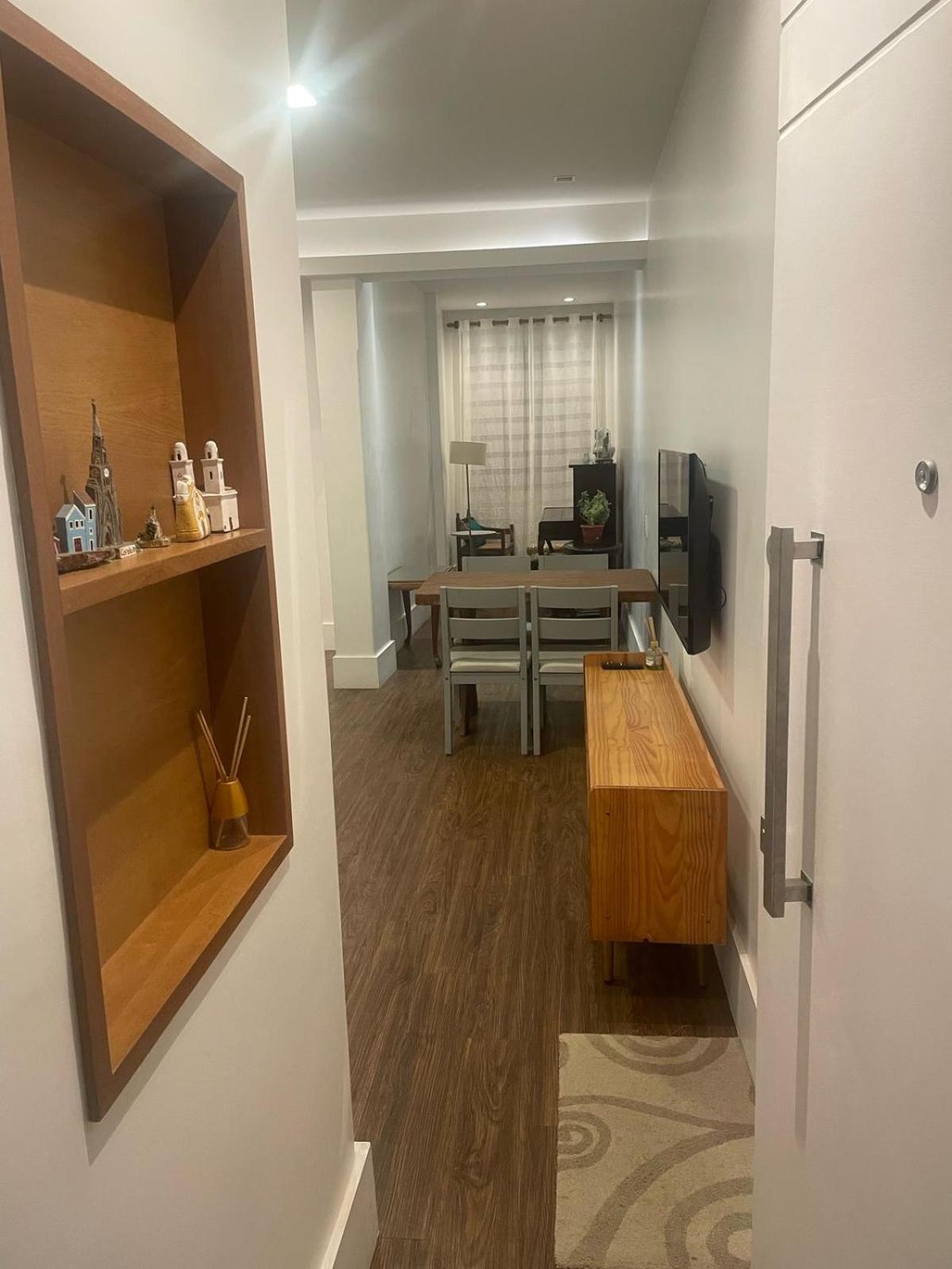 Apartamento Ape Em Copacabana, Pertinho Da E Do Metro!